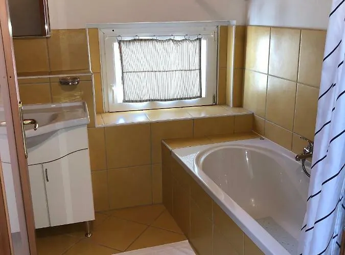 Casa Vista 1 *
